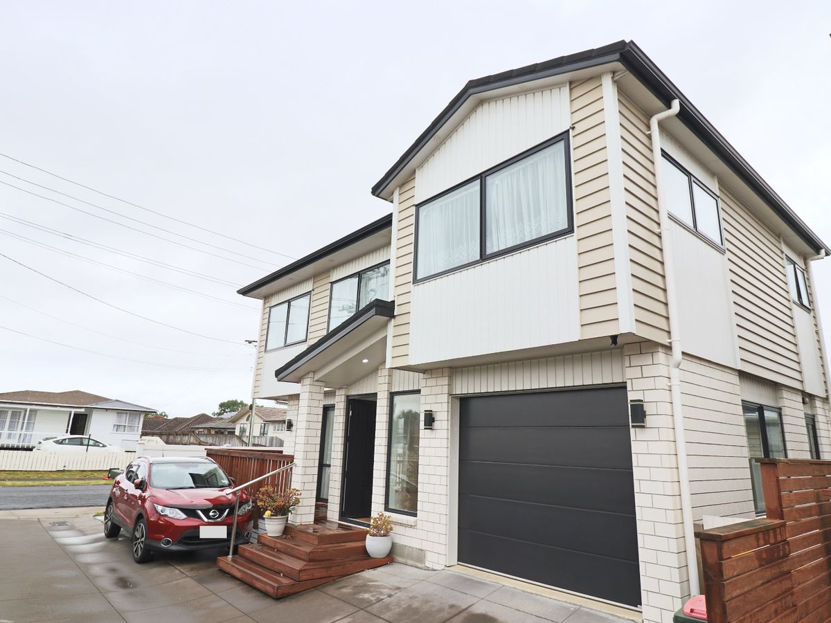 For rent, 4 beds 3 baths house, Available Now, 20 James Street, Mangere East, Auckland