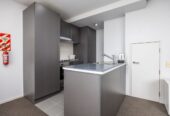 Auckland Grammar School Zone, Fully furnished, Leasehold 2-beds 1 bath 2 car parks multi level apartment, 7C/11A City Road, Auckland Central, Auckland