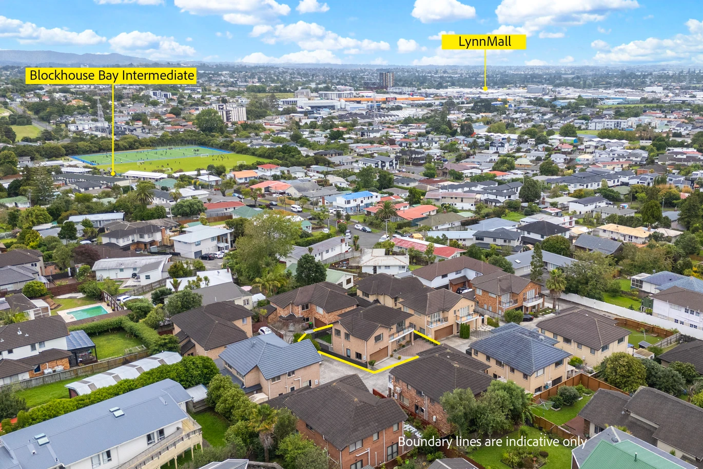 207m2 Brick and tile freehold standalone 4 beds 2.5 baths home with double garage on 288m2 section, close to local schools, parks, shops, cafes, and public transport, 145D Taylor Street, Blockhouse Bay, Auckland