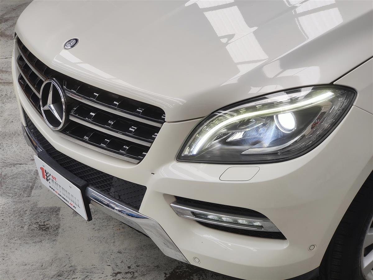 2013 Mercedes-Benz ML 350 V6 DIESEL/AWD/BLUETEC/LEATHERVERY TIDY RV/SUV Automatic, 5 seats, Diesel, 3,000 cc, 161,552 km