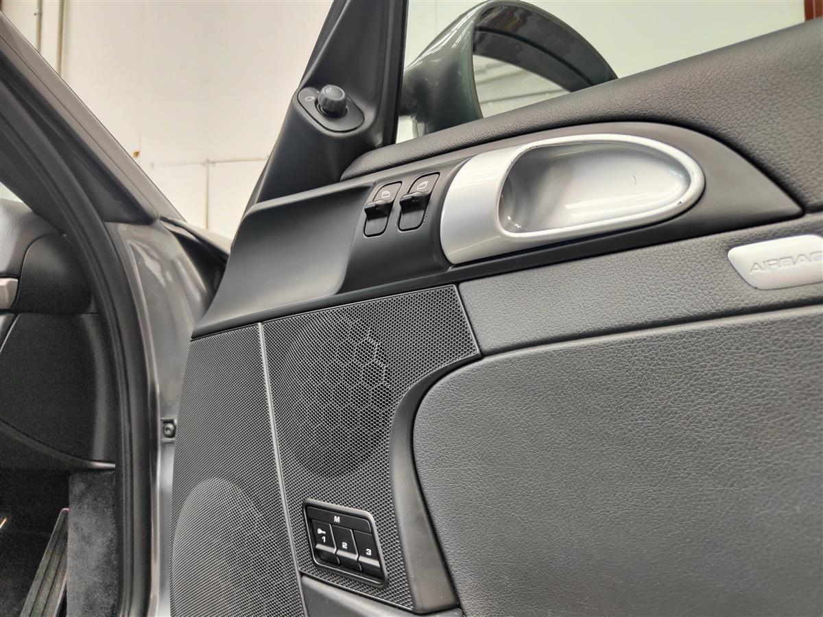 2011 Porsche Boxster RWD/ELECTRIC SOFT TOP/NZ NEW/FULL SERVICE HISTORY/MINT CONDITION Convertible Automatic, 2 seats, Automatic, Petrol, 6 cylinder, 2,893 cc, 68,501 km