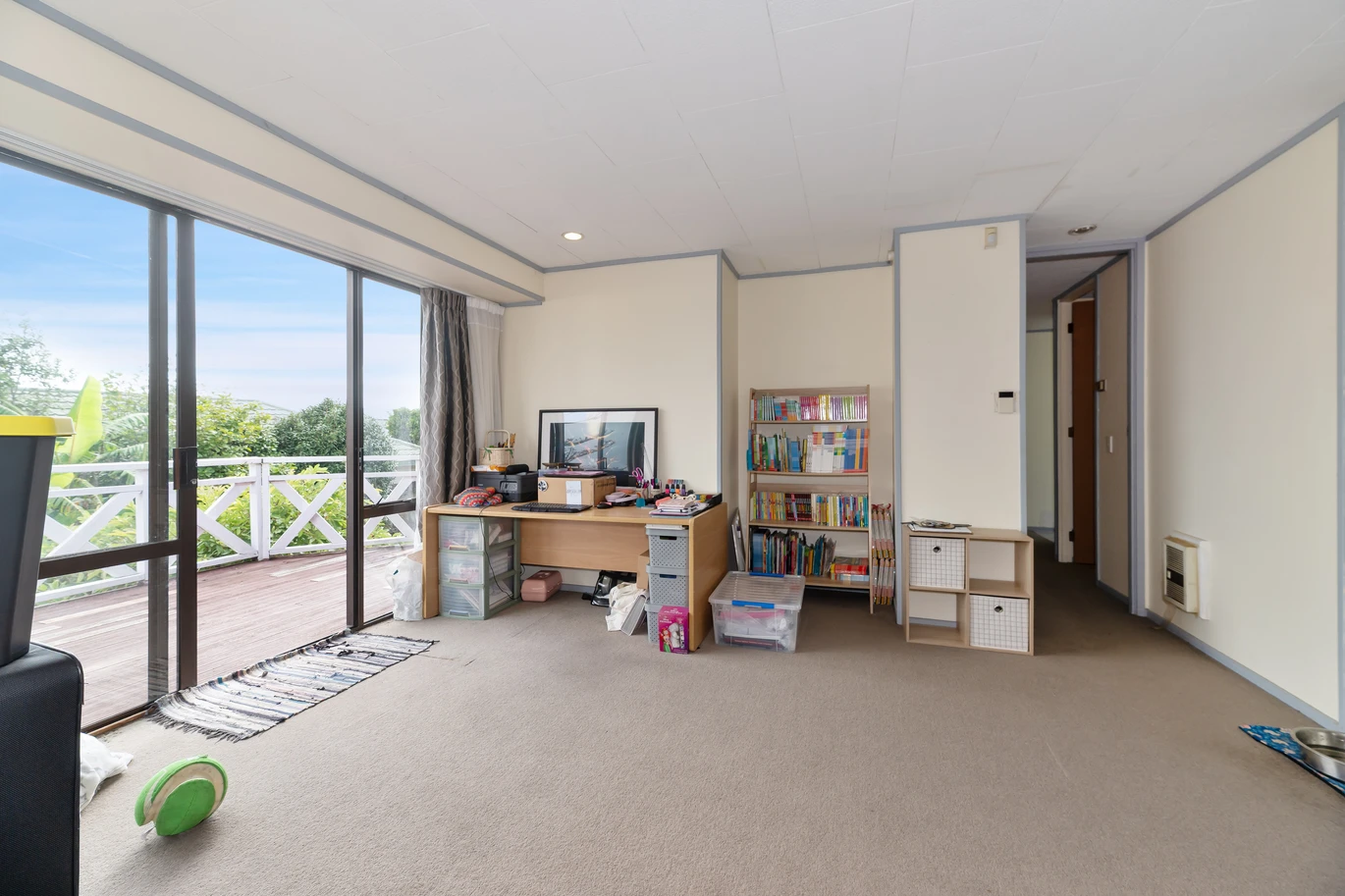 Once in 30 years, motivated vendor relocating, currently rented 3 beds house with long deck and carport, zoned for Mt Roskill Grammar School and Mt Roskill Intermediate, close to the reserve and Puketapapa / Mount Roskill, shops, motorway access, 32A Roseman Avenue, Mount Roskill, Auckland