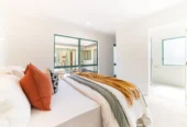 Move-in ready, 151m2 Renovated 4 beds 2.5 baths home with double garage, close to schools, parks, shops, and public transport, 41A Ennis Avenue, Pakuranga Heights, Auckland