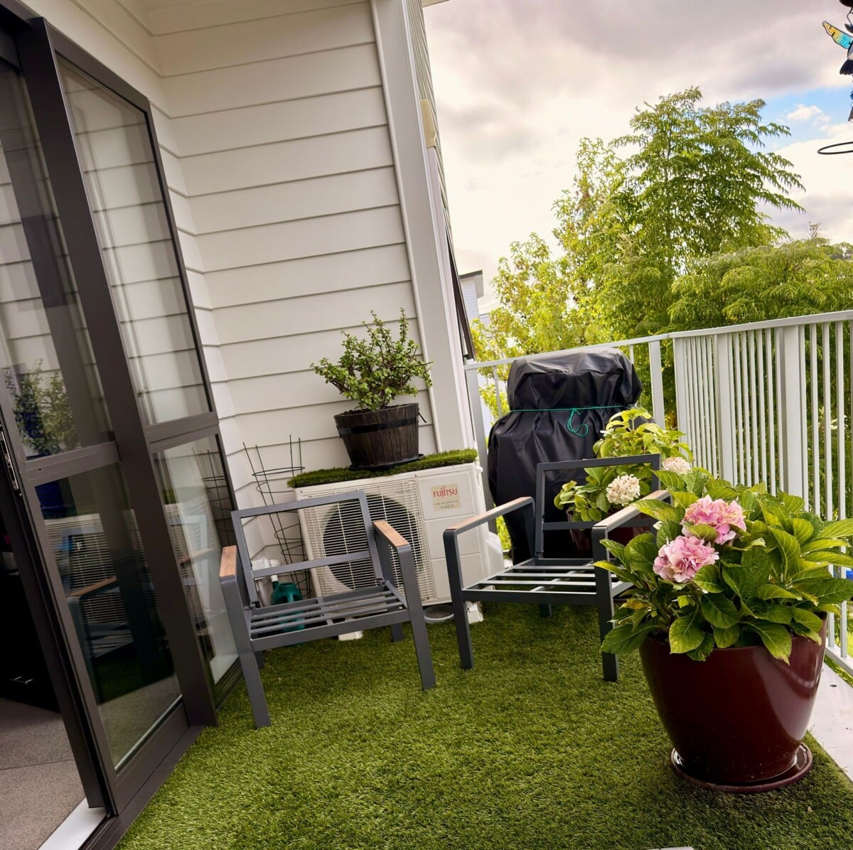 3 beds 2 baths 2 car parks apartment, close to schools, shopping centres, 207/2 Gracechurch Drive Flat Bush, Auckland