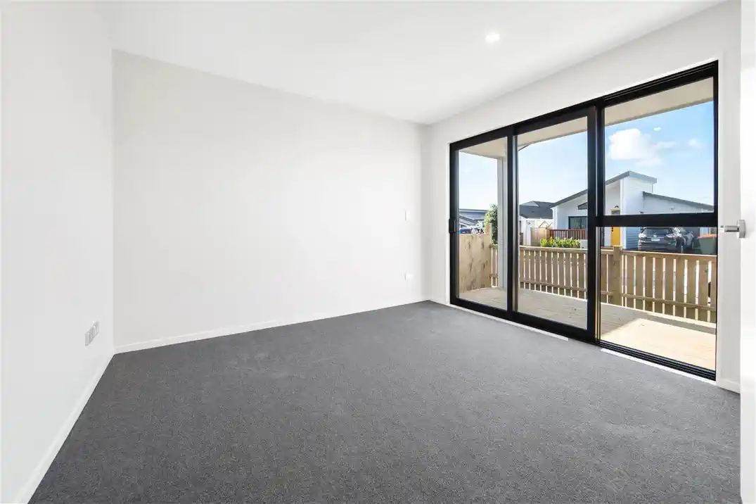 Bring Any Offer, brandnew 2 beds 1.5 baths home with car park on 161m2 section, 0.1 km to Ngakoroa School, 3.2 km to Rosehill College, 9 Noia Way, Drury, Auckland