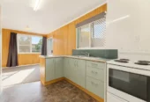 3 beds house on 926m2 section, 0.3 km to Bruce McLaren Intermediate School, 1.1 km to Henderson South School, 1.6 km to Henderson High School, 20 Newham Place, Henderson, Auckland