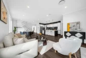 Move-in ready, The owners have relocated, 6 beds 5 baths house on 364m2 section, close to large green reserves, shopping malls, supermarkets, schools, 81 Tir Conaill Avenue, Flat Bush, Auckland