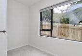 For rent, brandnew standalone 3 bed + 1 ground floor study 2 baths townhouse with garage, Available Now, 40B Arthur Road, Hill Park, Auckland