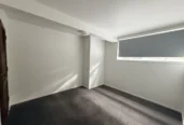 For rent, Dual-Living, 2 x 3 beds with swimming pool, 3 beds 1.5 bath 1 kitchen 1 living upstairs, 3 beds 1 bath 1 practical kitchenette downstairs, Available from: Monday, February 23, 30 Glencourt Place, Glenfield, Auckland