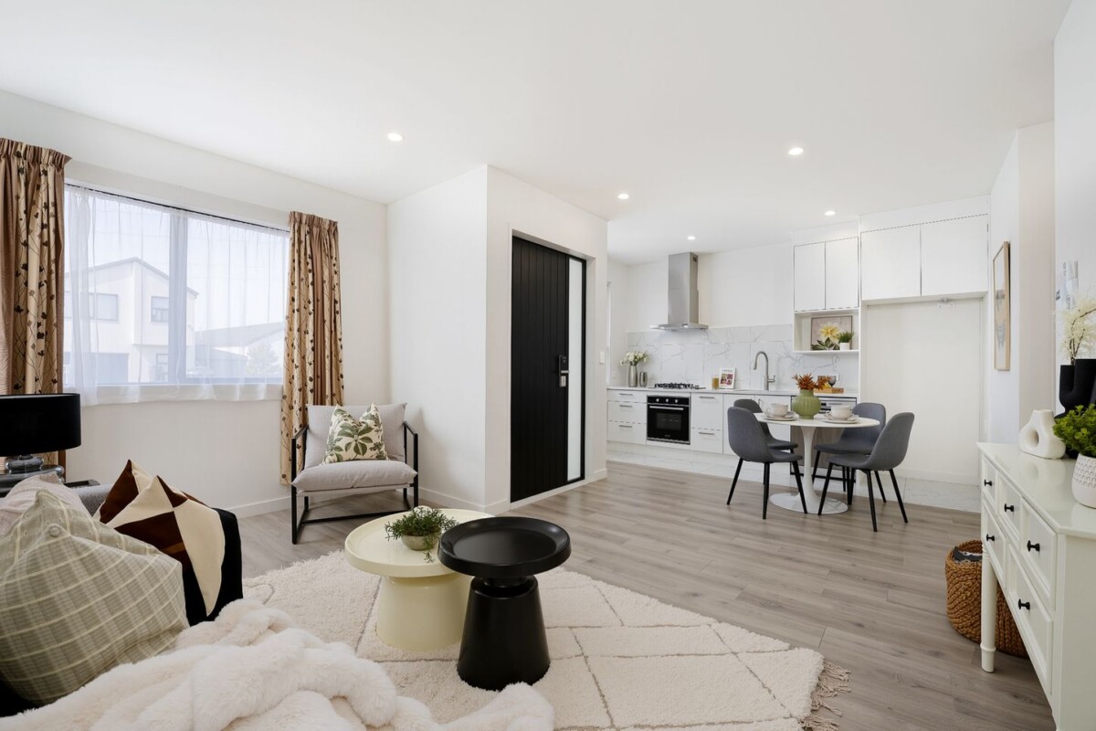 Vendor Cashing Out, 3 beds 2 baths house on 217m2 section, close to Westgate and Northwest Shopping Centres, supermarkets, schools, 9 Puwha Street, Massey, Auckland