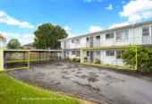 2 beds 1 bath home with carport, close to schools, shops, 3/45 Blockhouse Bay Road, Avondale, Auckland