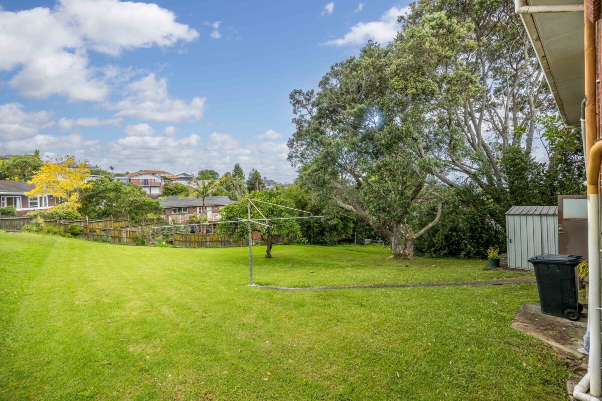 Once in 35 years, 217m2 Brick and tile 3 beds 1.5 baths house with double garage on 690m2 section, huge basement area, walks to Lynfield College, 14 John Davis Road, Mt Roskill, Auckland