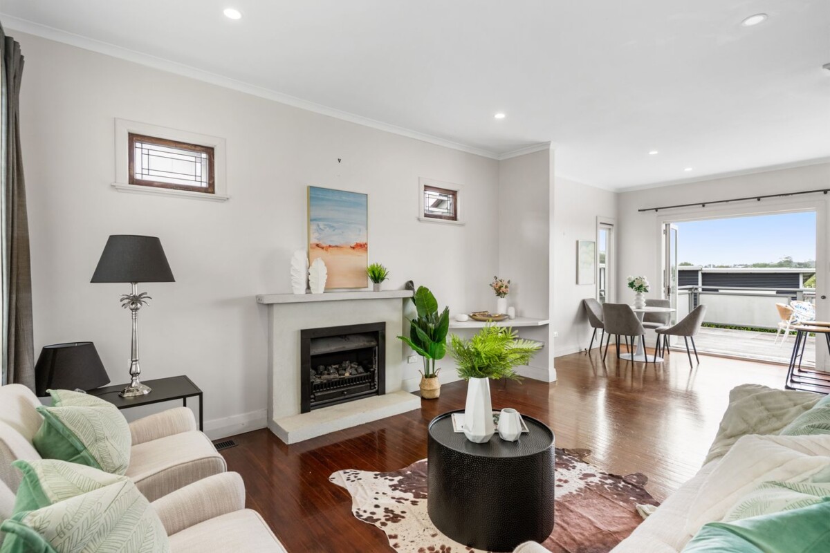 Owners now overseas, upgraded 3 beds 1.5 baths house with car park on 505m2 section, central heating , Set on an elevated site in one of Westmere’s most sought-after streets, sweeping views across Meola Reef and out to Seddon Fields, 22 Sunny Brae Crescent, Westmere, Auckland