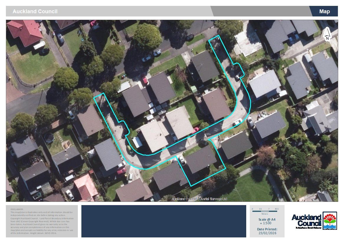 MORTGAGEE SALE, 147m2 4 beds 1.5 baths home with garage on 242m2 section, The home is in need of a general tidy, close to Great North Road, the North-Western Motorway, Avondale College, public transport, and local amenities, 7 Whau Crescent, Avondale, Auckland