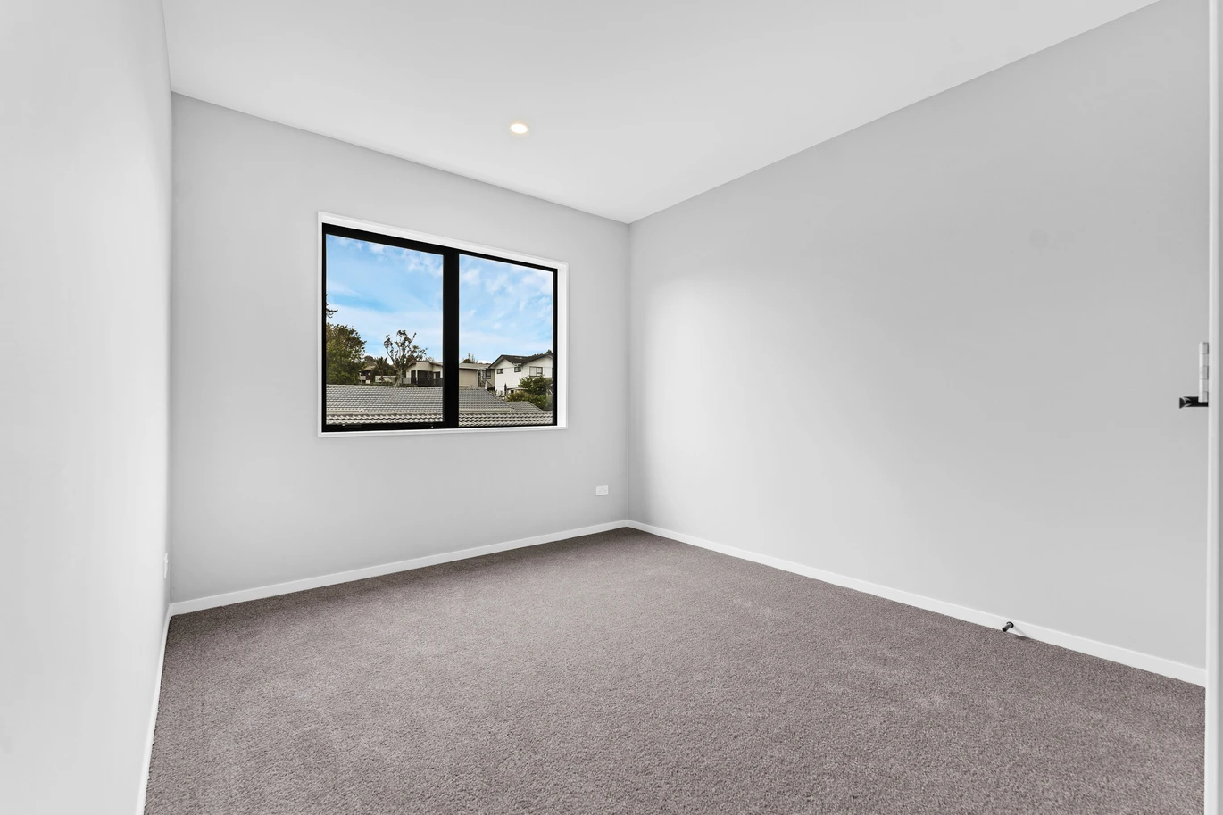 Brandnew freehold 3 beds 3.5 baths home with 3 ensuites and garage, walks to Highland Park Shopping Centre,, zoned for Howick Primary, Howick Intermediate, and Pakuranga College, 4/24 (Lot 6) Aberfeldy Avenue , Highland Park, Auckland