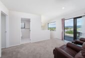 Zoned for Rutherford College, Empty Nest! Owners Need Smaller Home, 4 beds 3 baths house on 357m2 section, handy to WestCity Shopping Mall, local shops, schools, bus routes, and motorway access, 93 Waitaki Street, Henderson, Auckland