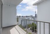 Auckland Grammar School Zone, Fully furnished, Leasehold 2-beds 1 bath 2 car parks multi level apartment, 7C/11A City Road, Auckland Central, Auckland