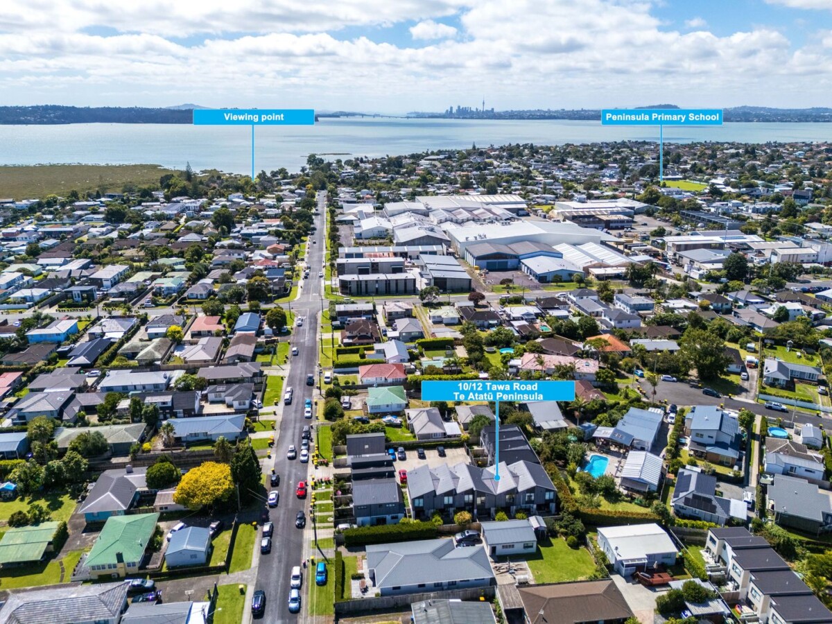 Freehold 2 beds 2 baths home with car park and backyard, Moments from local parks, shops, cafes, and scenic peninsula walkways, 10/12 Tawa Road, Te Atatu Peninsula, Auckland