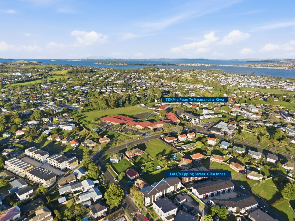 172m2 Brandnew 4 beds 3.5 baths home with garage and 1 bed granny ground floor, and built-in storage, close to schools, shops, train station, 8 Epping Street, Glen Innes, Auckland