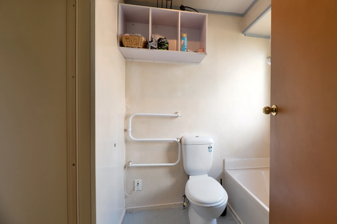 Once in 30 years, motivated vendor relocating, currently rented 3 beds house with long deck and carport, zoned for Mt Roskill Grammar School and Mt Roskill Intermediate, close to the reserve and Puketapapa / Mount Roskill, shops, motorway access, 32A Roseman Avenue, Mount Roskill, Auckland