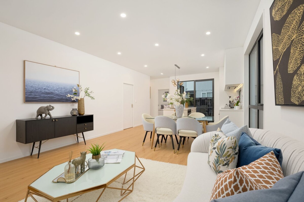 Brandnew standalone 4 beds + study 4 baths home with garage on 170m2 section, primary school and bus stop directly across the road, Close to New World, library and local amenities, Lot 6/82 Matipo Road, Te Atatu Peninsula, Auckland