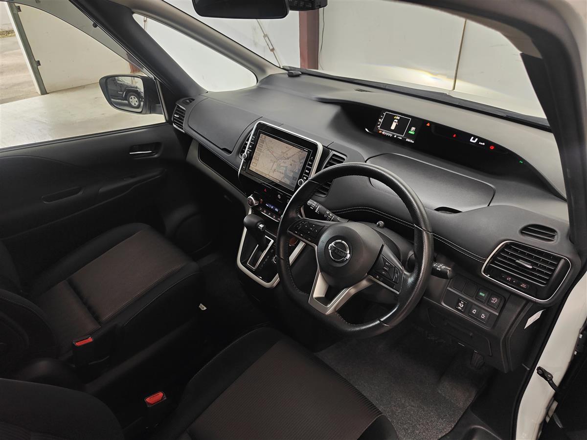 2017 Nissan Serena S-HYBRID/HIGHWAY STAR/POWER DOORS/8 SEATER/360 CAMERA Station Wagon Automatic, New Import, 2,000 cc, 97,784 km