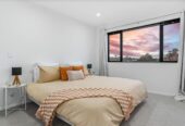 3 beds 2.5 baths home with car park, Approximately 8-minute walk to Henderson Train Station, minutes to schools, shops, 37 Eileen Newey Place, Henderson, Auckland