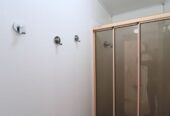 For rent, 3 beds 2 baths house with double garage and Storage room, Available from Thu 19th Feb, Hill Park, Auckland