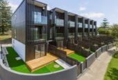 For rent, 4 beds + study room 3 baths townhouse, Available from Thu 19th Feb, Point England, Auckland