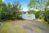 3 beds house with garage on 791m2 section, with RC for 5 lots subdivision, close to schools, parks, Pak’nSave Lincoln Road and the retail hub at Lincoln North Centre. motoway access, 1 Cedar Heights Avenue, Massey, Auckland