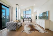 336m2 6 beds 5 baths house with double garage and 2 beds granny on 403m2 section, close to schools, parks, shopping centres, Zoned for top-tier schools including Mission Heights and Ormiston, 2 Veneta Close, Flat Bush, Auckland