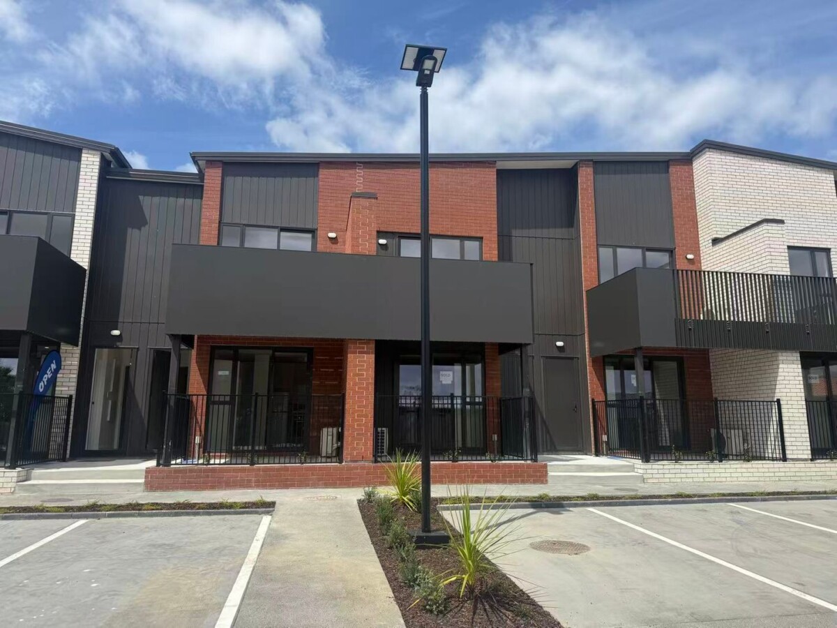 $759k Investment. Dual-Key Incomes. Turnkey investment – 10% deposit at unconditional, balance on completion, 10 & 12 Humphreys Place, Mangere, Auckland