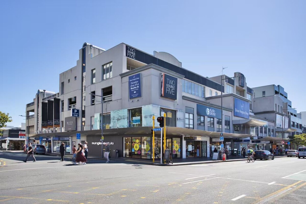 Bank has given final notice, 518m2 retail Rock-Solid Investment Opportunity in the Heart of Newmarket, returning approximately $139,000 per annum across three long-term tenancies, Jewellery shop – trading since September 2000, Bridal shop – trading since April 2006, Education provider – trading since Jan 2023, 2A/255 Broadway, Newmarket, Auckland