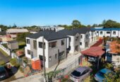 Highly motivated vendors ready to meet the market, 10-Year Master Build Warranty, Brandnew 4 beds 3.5 baths home with garage, close to schools, shops, motorway access, 5/35 Royton Avenue, Mangere East, Auckland
