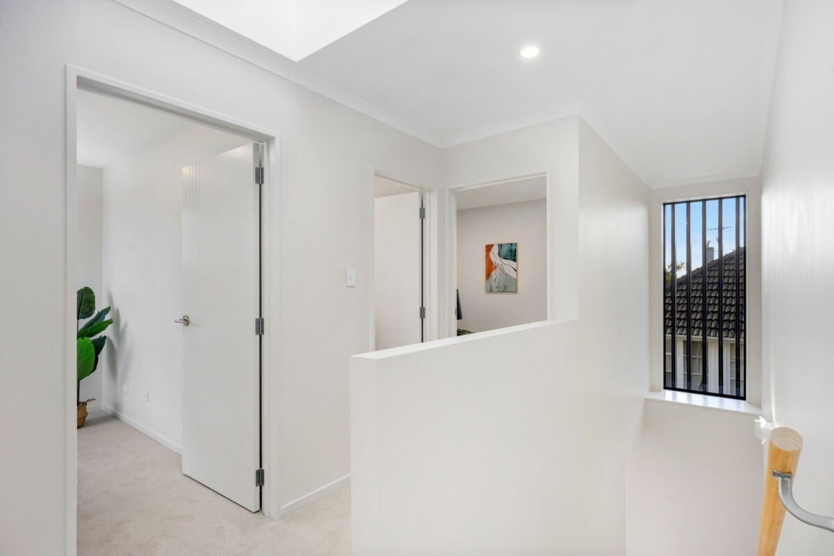 10 Years Master Builder Guarantee, Brandnew standalone 3 beds 2.5 bath home with garage, close to motorway access, Ellerslie Village, Sylvia Park, public transport and local schools. (Stanhope Road School, One Tree Hill College and Baradene College), 7B Vause Street, Ellerslie, Auckland