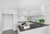 Standalone 4 beds 3 baths home with garage, close to Takapuna’s vibrant shopping precinct, beaches, schools, walks to Takapuna Grammar School and Hauraki Primary School, 2/49 Northboro Road Belmont, Auckland