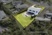 3 beds house on 766m2 section, Downstairs offers excellent additional space with a shower and two multi-purpose rooms, the Maungakiekie Golf Club is located on the same street, with shops, schools, and public transport all nearby, 13 Anita Avenue, Mount Roskill, Auckland