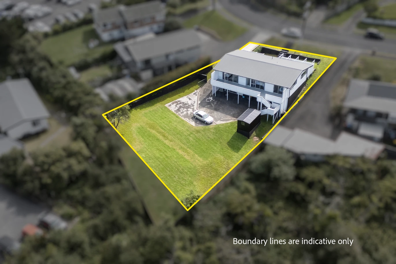 3 beds house on 766m2 section, Downstairs offers excellent additional space with a shower and two multi-purpose rooms, the Maungakiekie Golf Club is located on the same street, with shops, schools, and public transport all nearby, 13 Anita Avenue, Mount Roskill, Auckland
