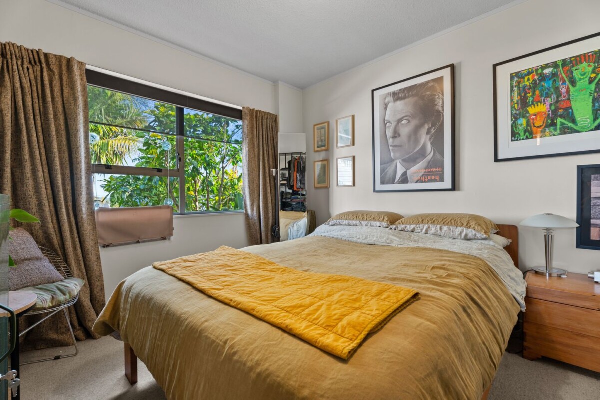 Ignore the CV – this deceased estate will be sold, 2 bends 1 bath home with car park, Set in a location that needs no introduction, 4/371 Richmond Road, Grey Lynn, Auckland