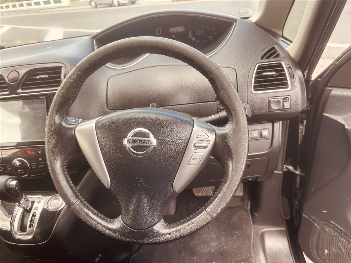 2013 Nissan Serena HYBRID VAN Van Automatic, Black, 8 seats, 2,000 cc, 148,000 km
