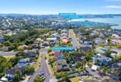 310m2 5 beds + study 2.5 baths house with double garage on 699m2 section, easy walk to Marina View School and close to the marina, reserves, shops, and excellent schooling including Hobsonville Point Secondary School, 2/2 Hobie Court, West Harbour, Auckland