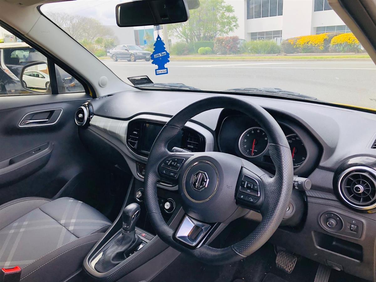 2022 MG 3 Hatchback Automatic, Petrol, 1,498 cc, 28,000 km