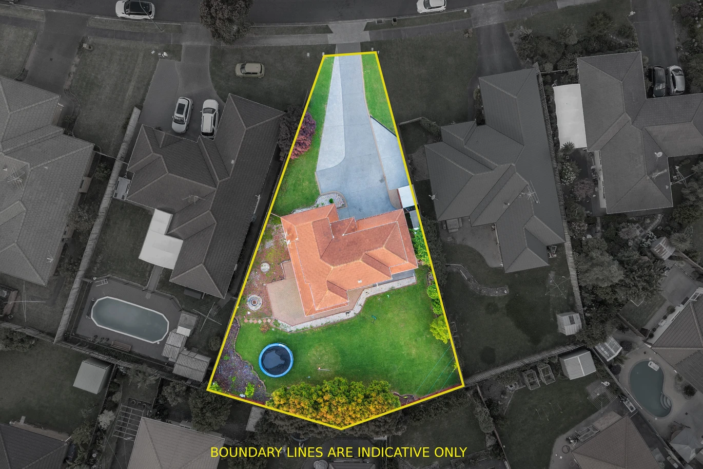 185m2 4 beds 2.5 baths house with double garage on 912m2 section, close to schools, shops, motorway access, 39 Moss Crescent, Takanini, Auckland