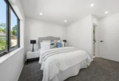 10-Year Stamford Building Warranty, Brandnew freehold Brick 3 beds 2.5 baths home with car park, walks to Howick Domain and Owairoa Primary School, and zoned for Sancta Maria College and Howick College. Just minutes to Howick Village, supermarket, beach, 4/44 Drake Street, Howick, Auckland