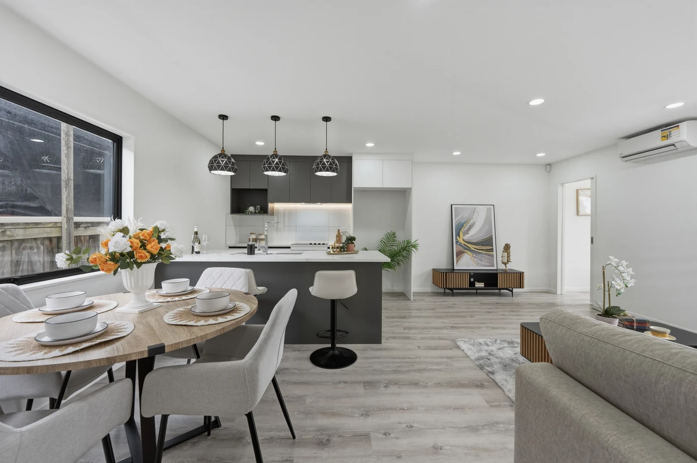 Brandnew 3 beds + study 2.5 baths home with garage, close to schools, Westfield Henderson and LynnMall, reserves, motorway access, zoned for Tirimoana School, Rangeview Intermediate, and Rutherford College, 16 Kirby Street, Glendene, Auckland