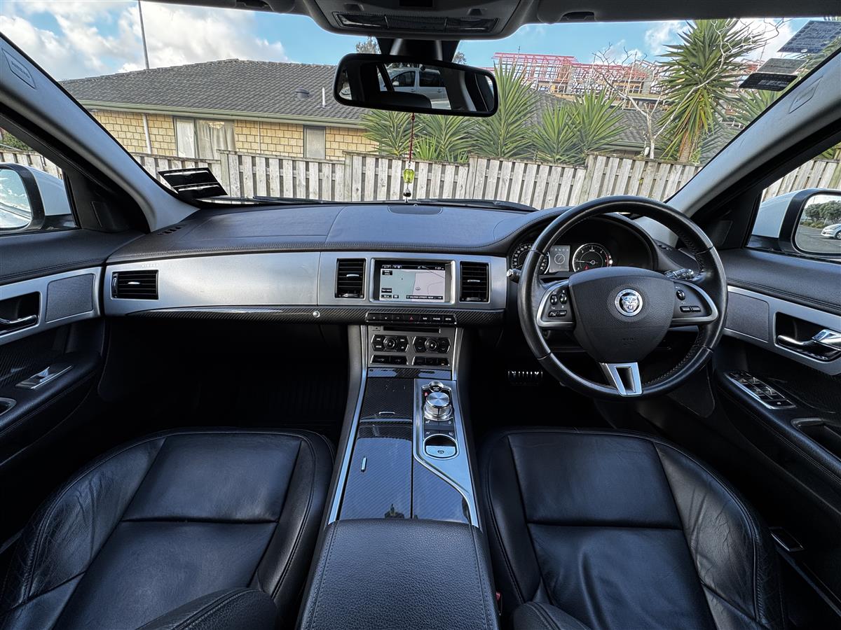 2013 Jaguar XF Sportbrake S Luxury Black Pack NZ NEW Station Wagon Automatic, 5 seats, Diesel, 3,000 cc, 113,000 km