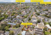 Macleans College zone, 4 beds 2.5 baths house with double garage on 325m2 section, Zoned for Macleans College, Bucklands Beach Intermediate, and Bucklands Beach Primary School, 153 Bucklands Beach Road, Bucklands Beach, Auckland