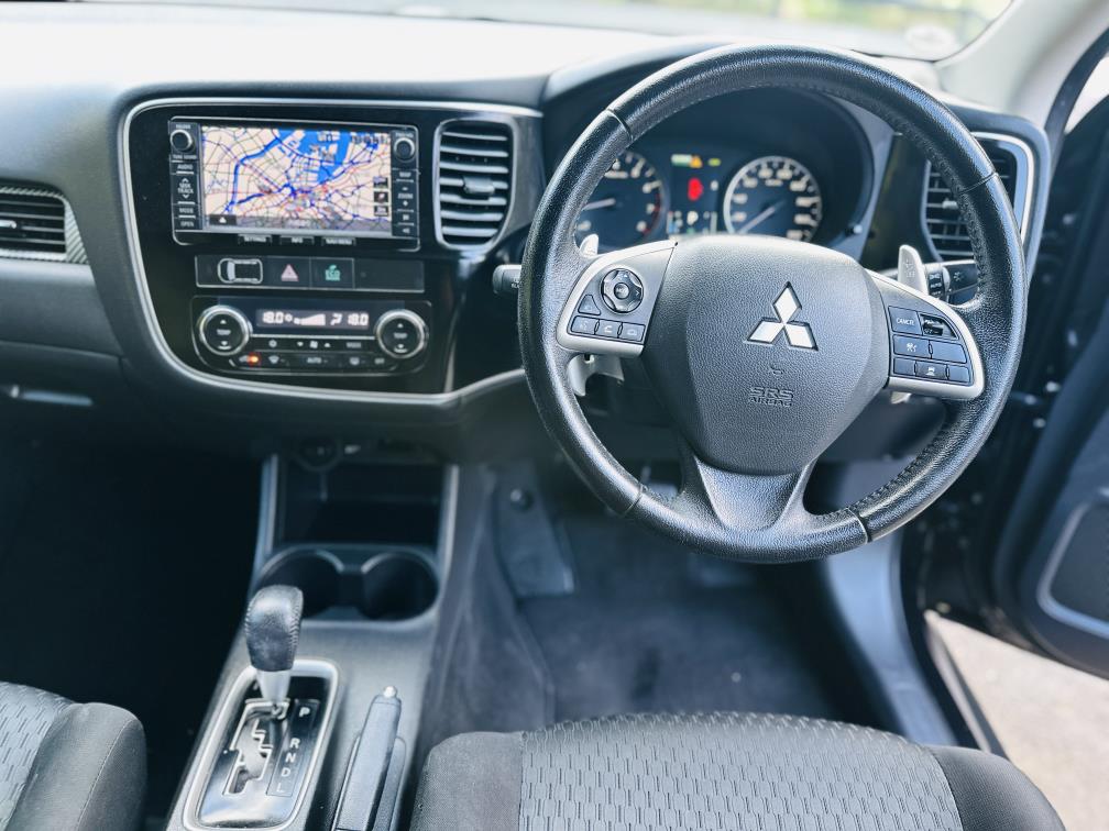 2014 Mitsubishi Outlander 7 SEATER !! TOP SPEC !! RV/SUV Tiptronic, Petrol, New Import, Black, 2,400 cc, 69,178 km