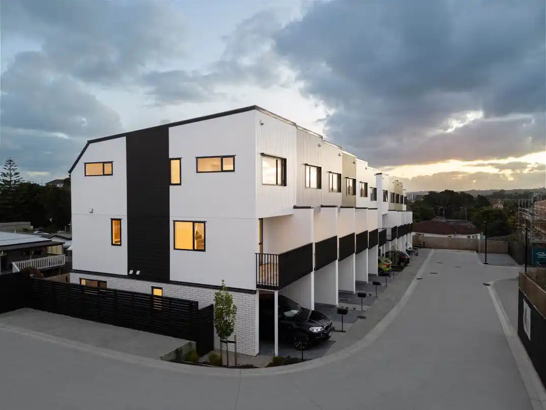 Brandnew 3 beds 2 baths home with carport, Just a short distance to Browns Bay Beach and Albany Mall, close to schools, 38 Kanapa Road, Northcross, Auckland
