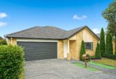 Qverseas owner, 142m2 Brick and tile 3 beds 2 baths house with double garage on 281m2 section, close to WestCity Mall Henderson, schools, the popular shopping and dining options along Lincoln Road, including Pak’nSave and Mitre 10 MEGA, motorway access, 32 Espalier Drive, Henderson, Auckland